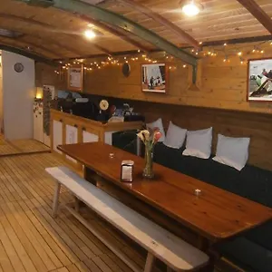 Korriganez - Festival Interceltique Bateau-hôtel Lorient
